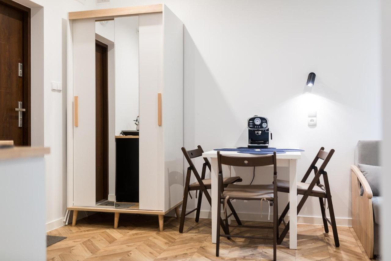 레스코 Apartament Na Plantach 아파트 외부 사진